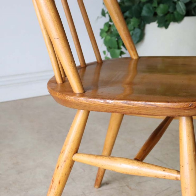 アーコール（Ercol）ゴールドスミス・ダイニングチェア 商品番号【122042d】 