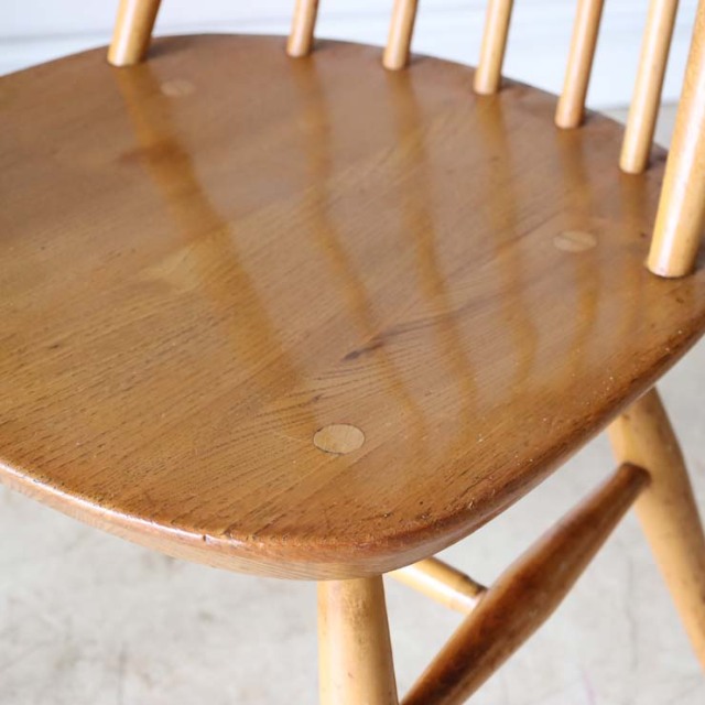 アーコール（Ercol）ゴールドスミス・ダイニングチェア 商品番号【122042d】 