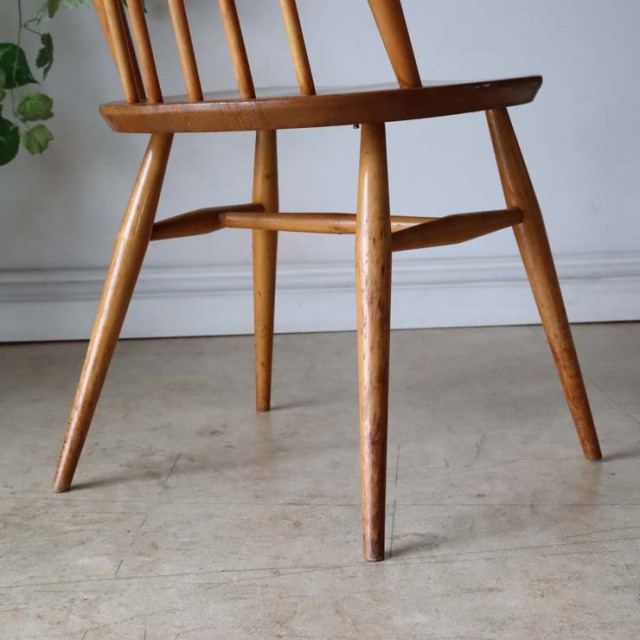 アーコール（Ercol）ゴールドスミス・ダイニングチェア 商品番号【122042d】 