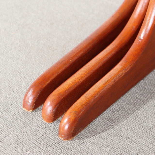 英国ヴィンテージのネスト