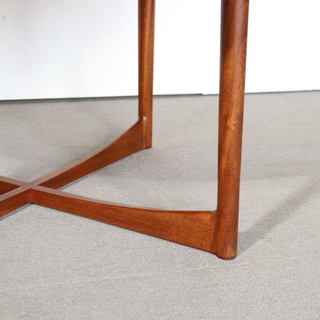 マッキントッシュMacintoshのコーヒーテーブル