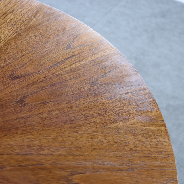 マッキントッシュMacintoshのコーヒーテーブル