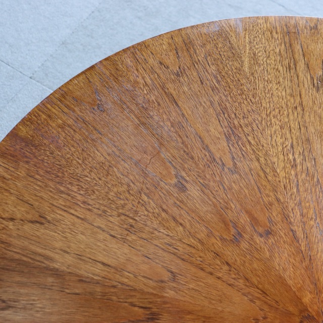 マッキントッシュMacintoshのコーヒーテーブル