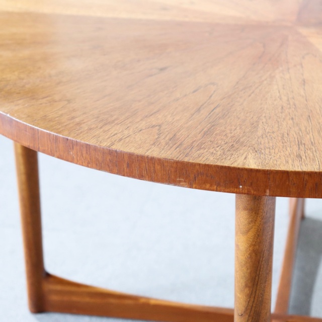 マッキントッシュMacintoshのコーヒーテーブル