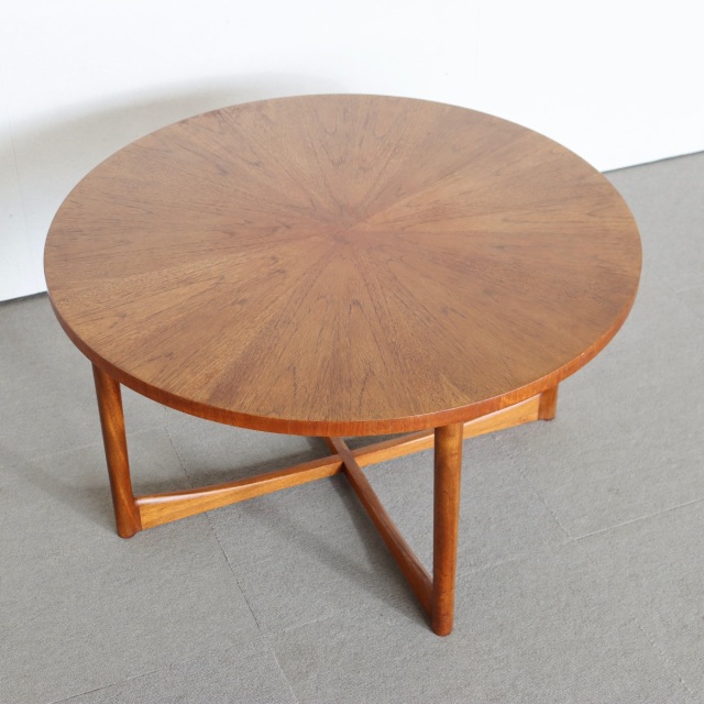 マッキントッシュMacintoshのコーヒーテーブル