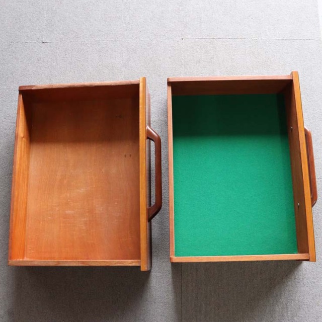 ジープランのサイドボード