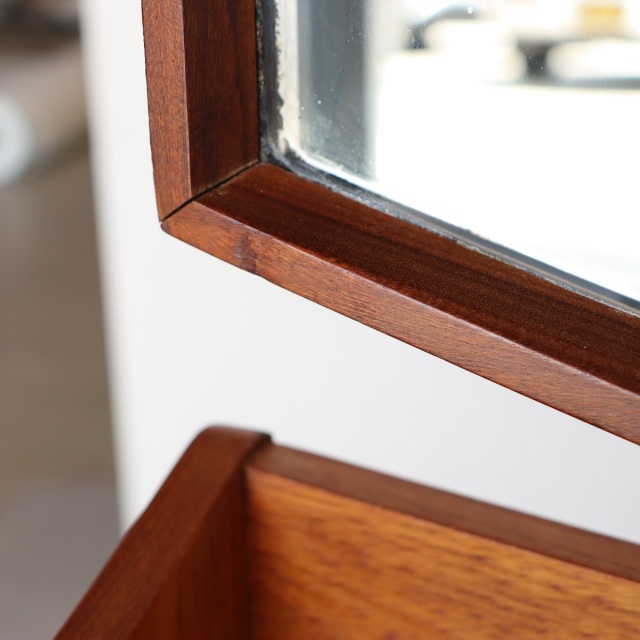 ジープランG-PLANのドレッサー