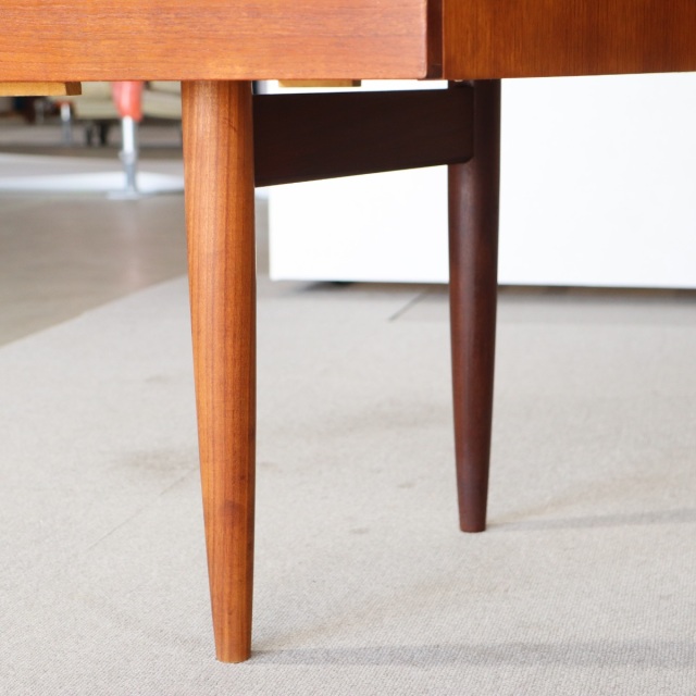 ジープランG-PLANのドレッサー