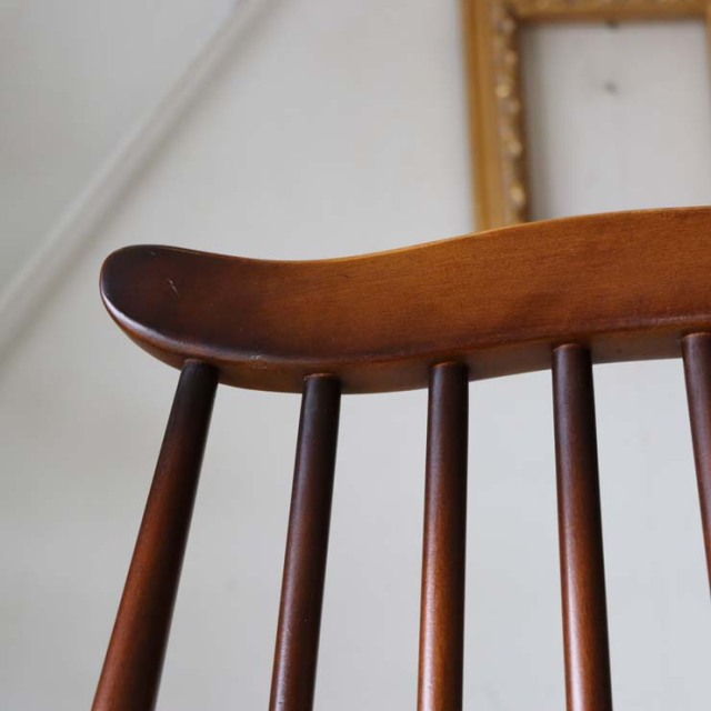 アーコール（ERCOL）ゴールドスミスチェア【ブラウン】１脚　商品番号【122089a】