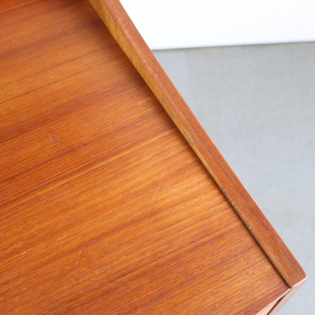 ジープランG-PLANのドレッサー