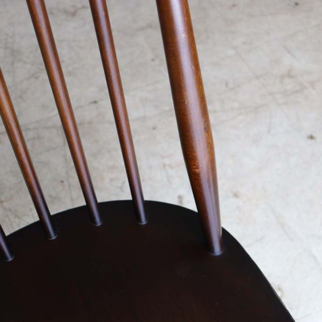 アーコール（ERCOL）ゴールドスミスチェア【ブラウン】１脚　商品番号【122089a】
