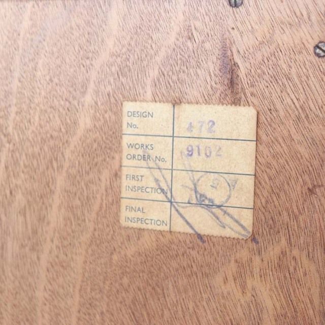 ジープランのサイドボード