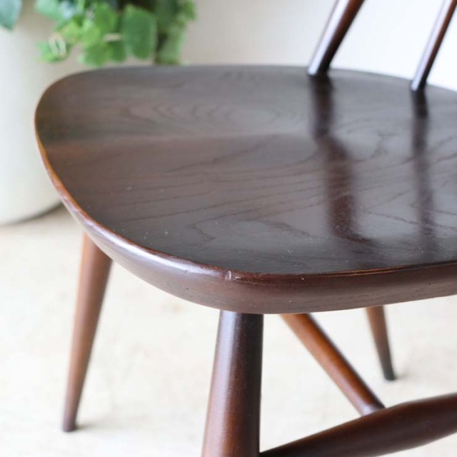 アーコール（ERCOL）ゴールドスミスチェア【ブラウン】１脚　商品番号【122089b】