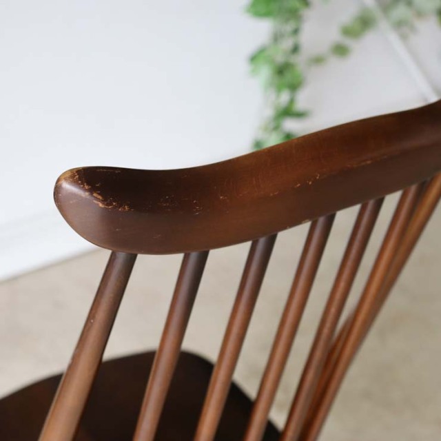 アーコール（ERCOL）ゴールドスミスチェア【ブラウン】１脚　商品番号【122089b】