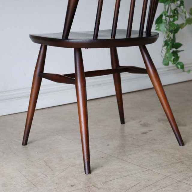 アーコール（ERCOL）ゴールドスミスチェア【ブラウン】１脚　商品番号【022021a】