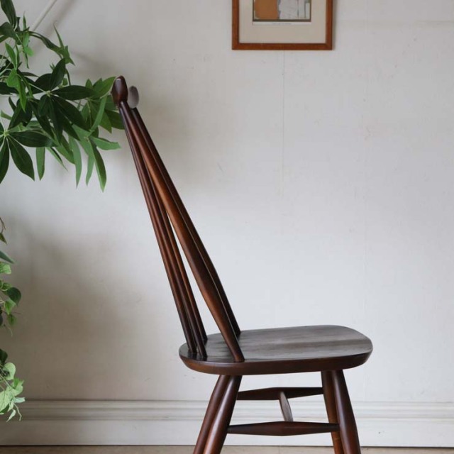 アーコール（ERCOL）ゴールドスミスチェア【ブラウン】１脚　商品番号【022021c】