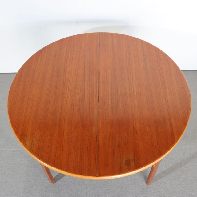 送料込み！ 【ヤミツキ】 ELLIOTTS OF NEWBURY製ラウンドダイニング