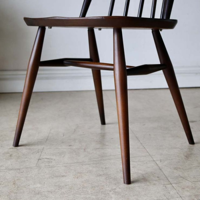 アーコール（ERCOL）ゴールドスミスチェア【ブラウン】１脚　商品番号【022021d】