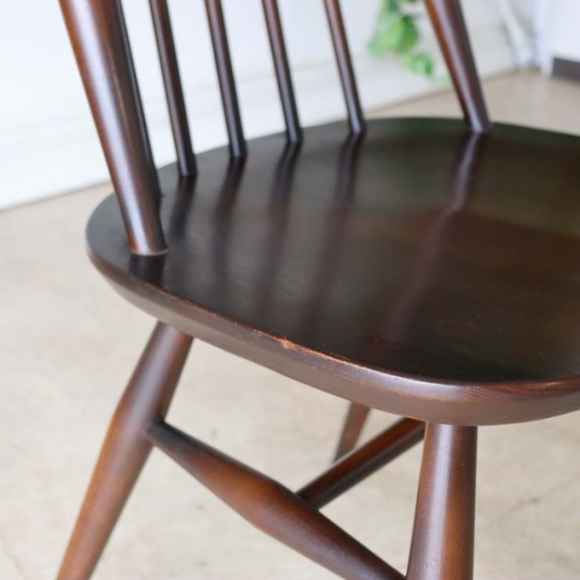 アーコール（ERCOL）ゴールドスミスチェア【ブラウン】１脚　商品番号【022021d】