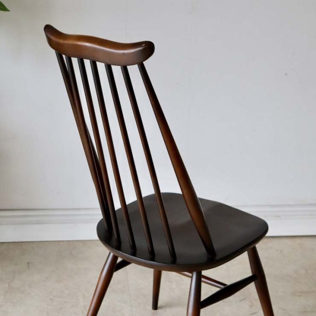 アーコール（ERCOL）ゴールドスミスチェア【ブラウン】１脚　商品番号【022021d】