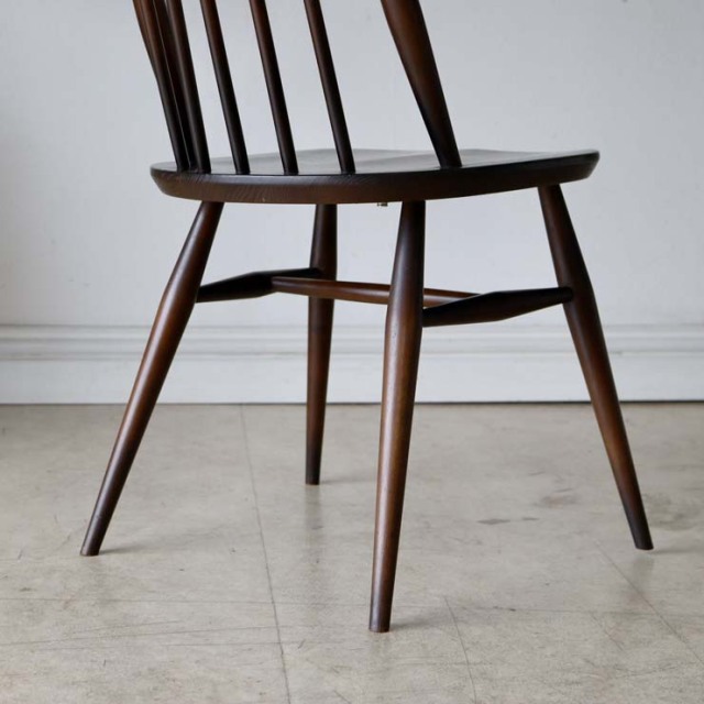 アーコール（ERCOL）ゴールドスミスチェア【ブラウン】１脚　商品番号【022021d】