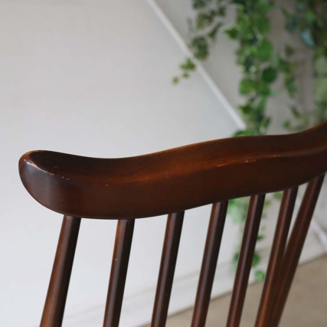 アーコール（ERCOL）ゴールドスミスチェア【ブラウン】１脚　商品番号【022021d】