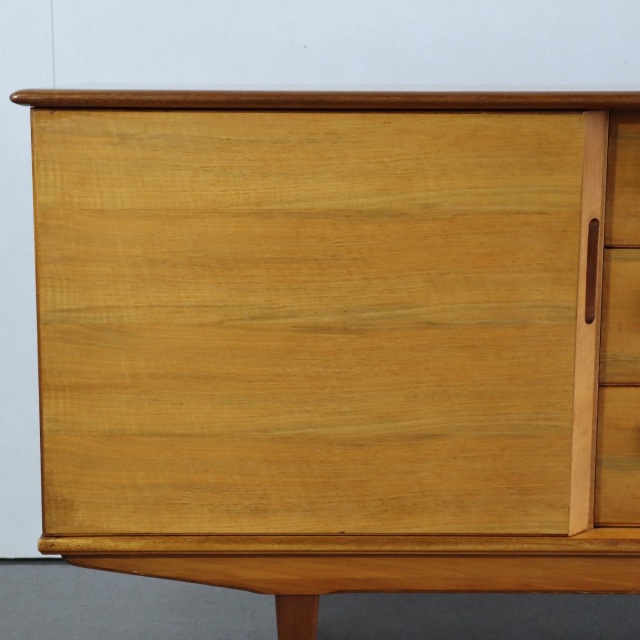 アルフレッドコックスAlfredCoxのサイドボード