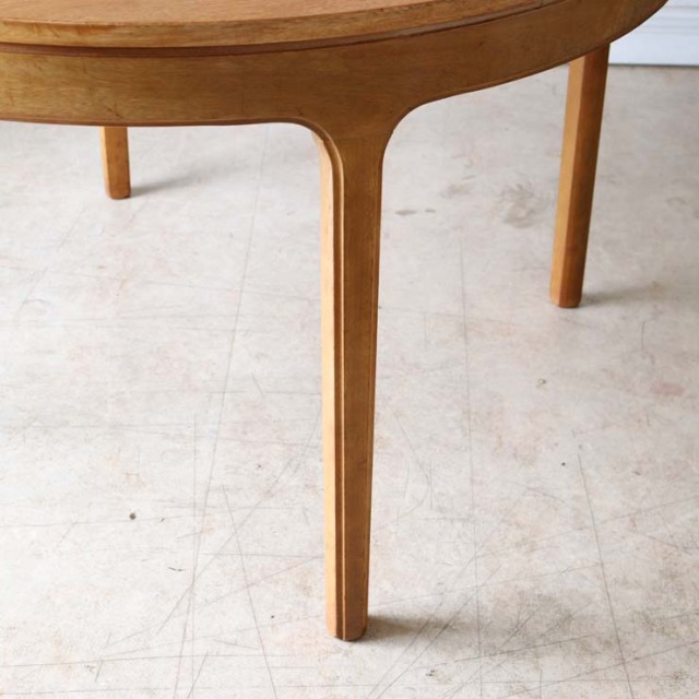 Nathanネイサン・ダイニングサークルテーブル【チーク】商品番号【122071】メンテ後の写真