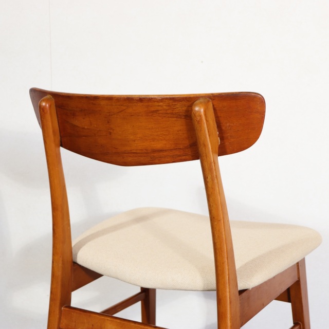 らしい。らしさ。】ヴィンテージデンマーク製ダイニングチェア 座面張