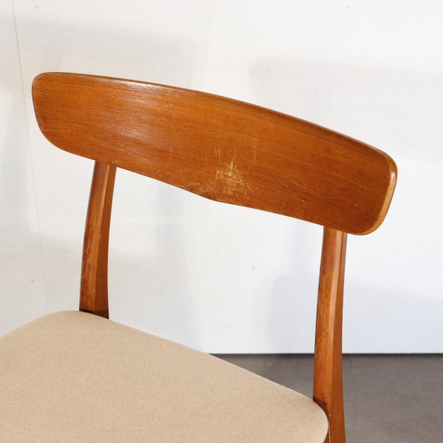 らしい。らしさ。】ヴィンテージデンマーク製ダイニングチェア 座面張
