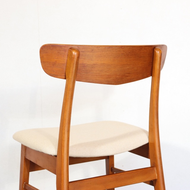 らしい。らしさ。】ヴィンテージデンマーク製ダイニングチェア 座面張