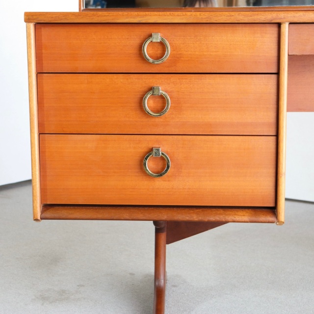 オースティンスイートAustinsuiteのドレッサー