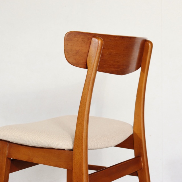 デンマーク製 ヴィンテージ チェア チーク無垢材 椅子 39a4e44d5e5965d25fadef4c4036d6