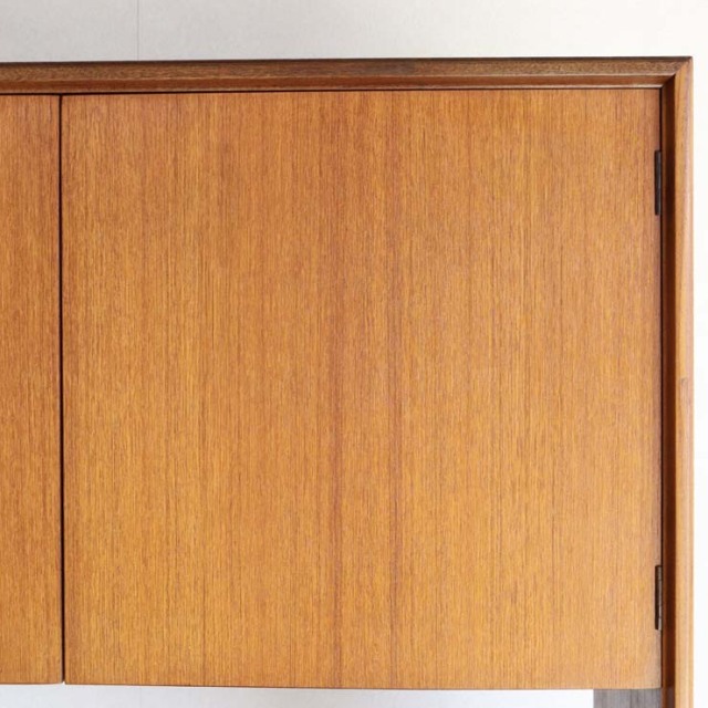 ジャイアント馬場さん以下 ジープランG-Planのブックケース、棚