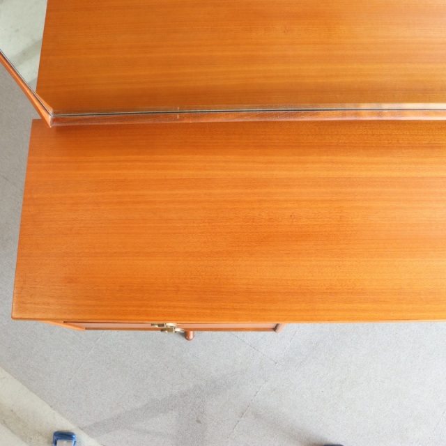 オースティンスイートAustinsuiteのドレッサー