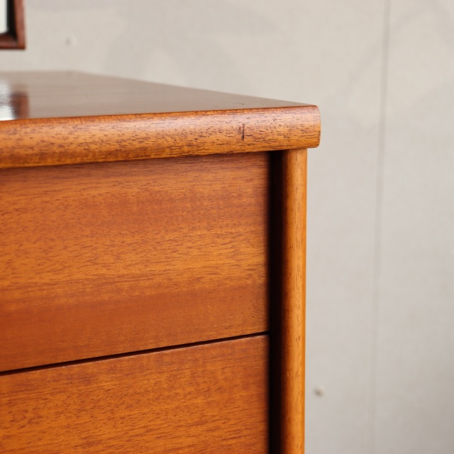 オースティンスイートAustinsuiteのドレッサー