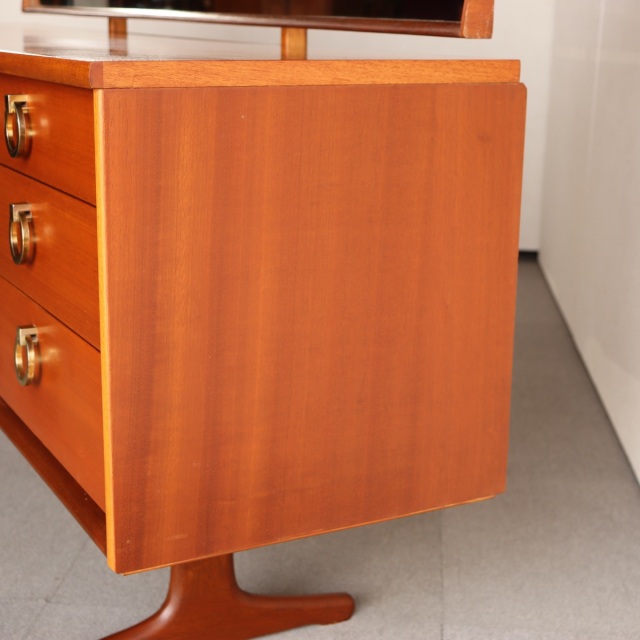 オースティンスイートAustinsuiteのドレッサー