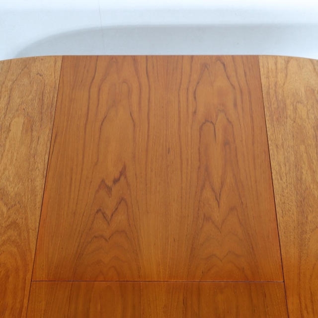 メレデューMEREDEW製チーク材ヴィンテージラウンドダイニングテーブル