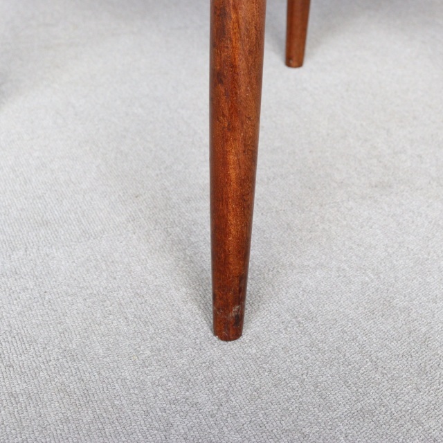 ジープランG-PLANのIb KOFOD LARSENデザインのダイニングチェア