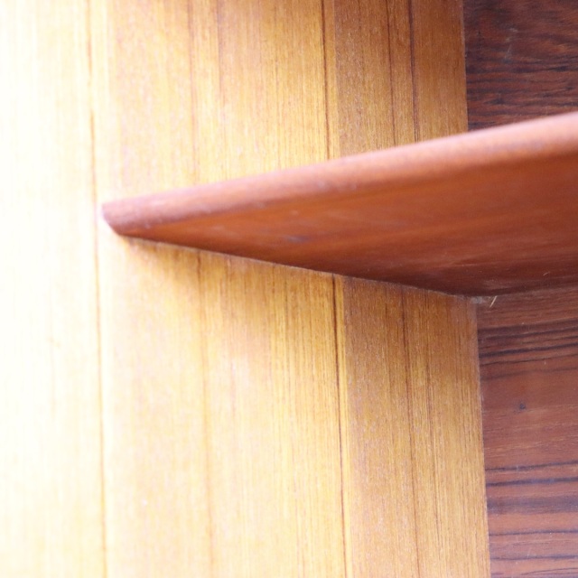 ヤンガーYoungerのサイドボード