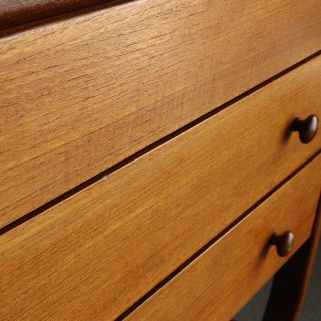 ヴィンテージのビュロー