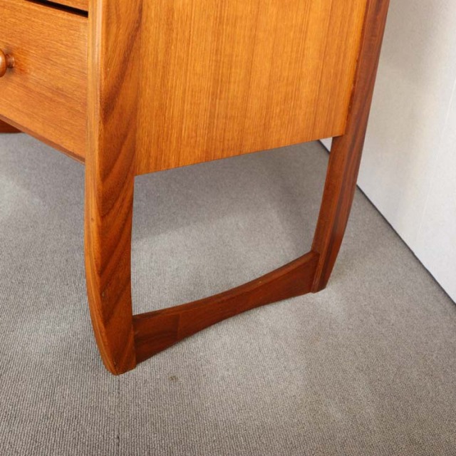 ヴィンテージのビュロー