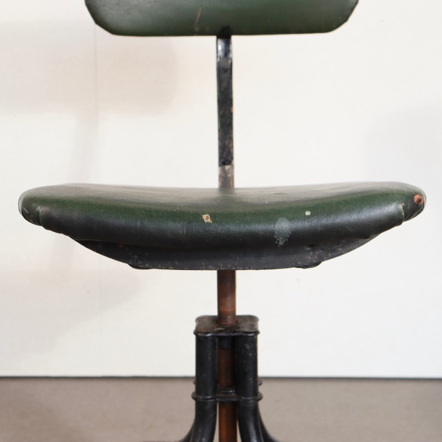 送料込み】いす。 100年前の鉄。 1930s Tan sad machinists/factory