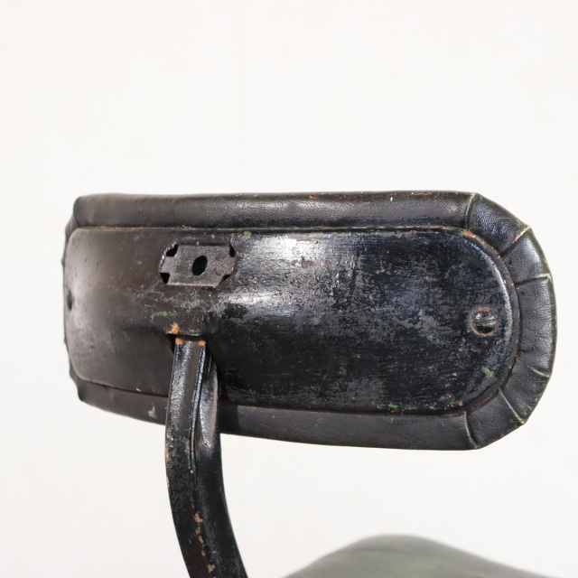 送料込み】いす。 100年前の鉄。 1930s Tan sad machinists/factory