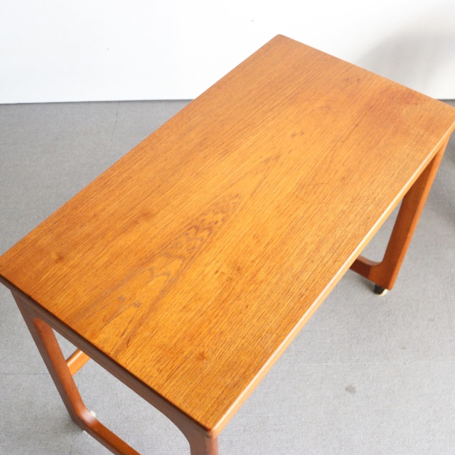 マッキントッシュMcIntoshのネストテーブル