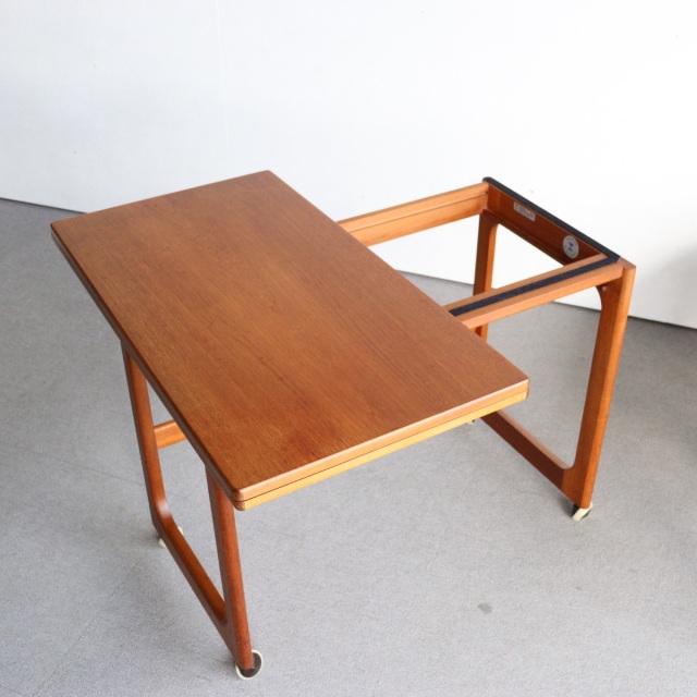 マッキントッシュMcIntoshのネストテーブル