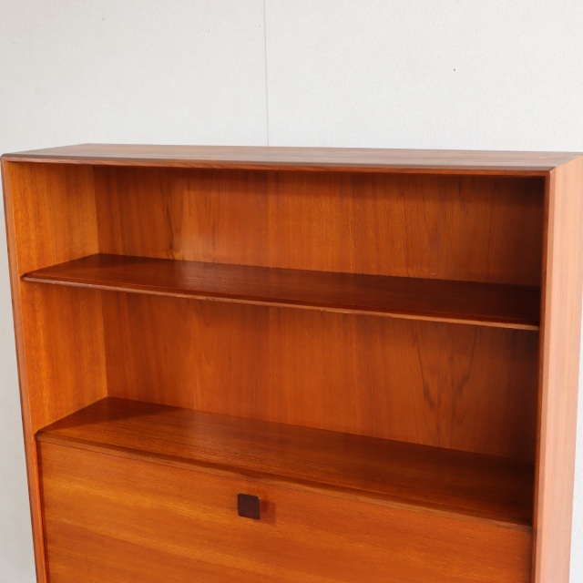 アイアンレッグを付けたジープランの棚