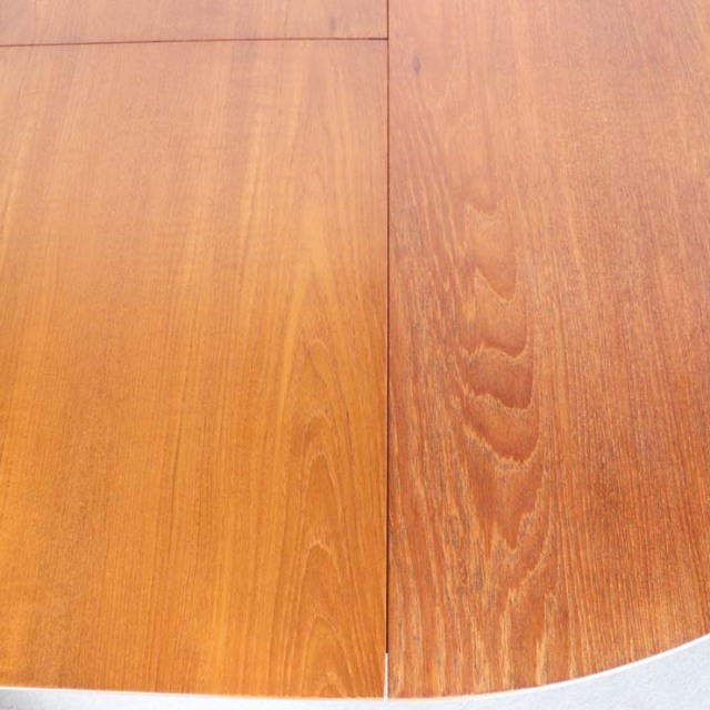 マッキントッシュMcINTOSHのヴィンテージ円形ダイニングテーブル