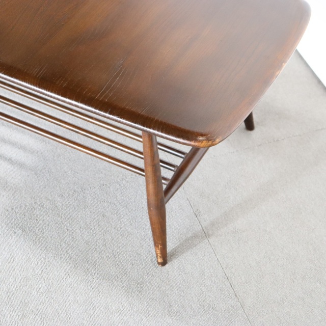 一生モノ。 アーコールERCOLのコーヒーテーブル