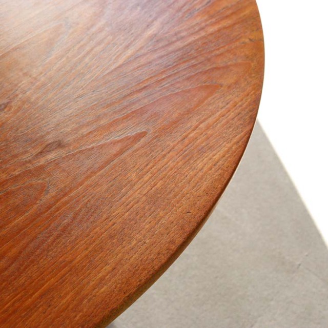 マッキントッシュMcINTOSHのヴィンテージ円形ダイニングテーブル